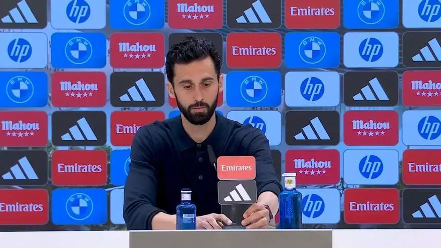 Arbeloa, sobre las declaraciones de Mbappé: "Ni tengo cuatro delanteros, ni le he dicho semejante frase"