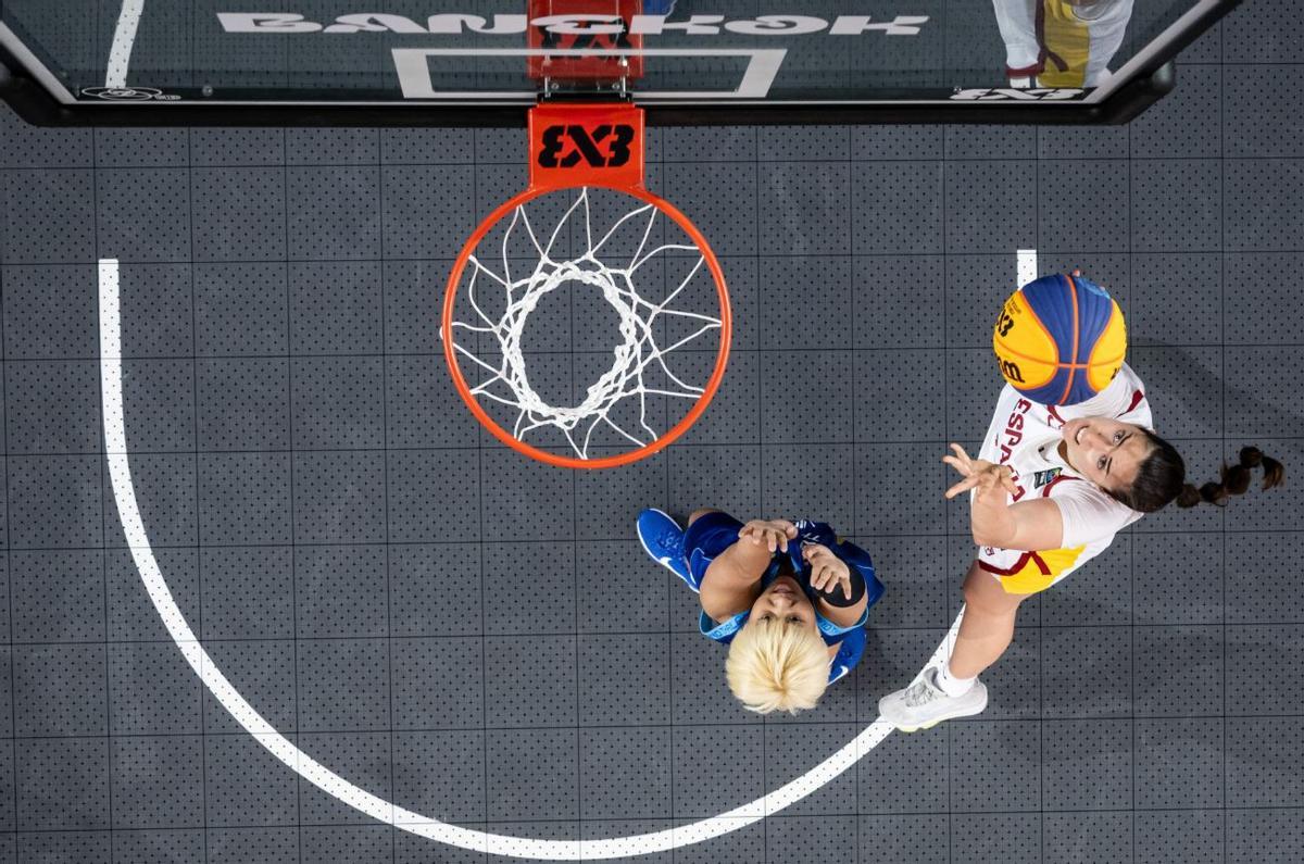 Vega Gimeno, en el primero de los partidos del viernes ante Tailandia.