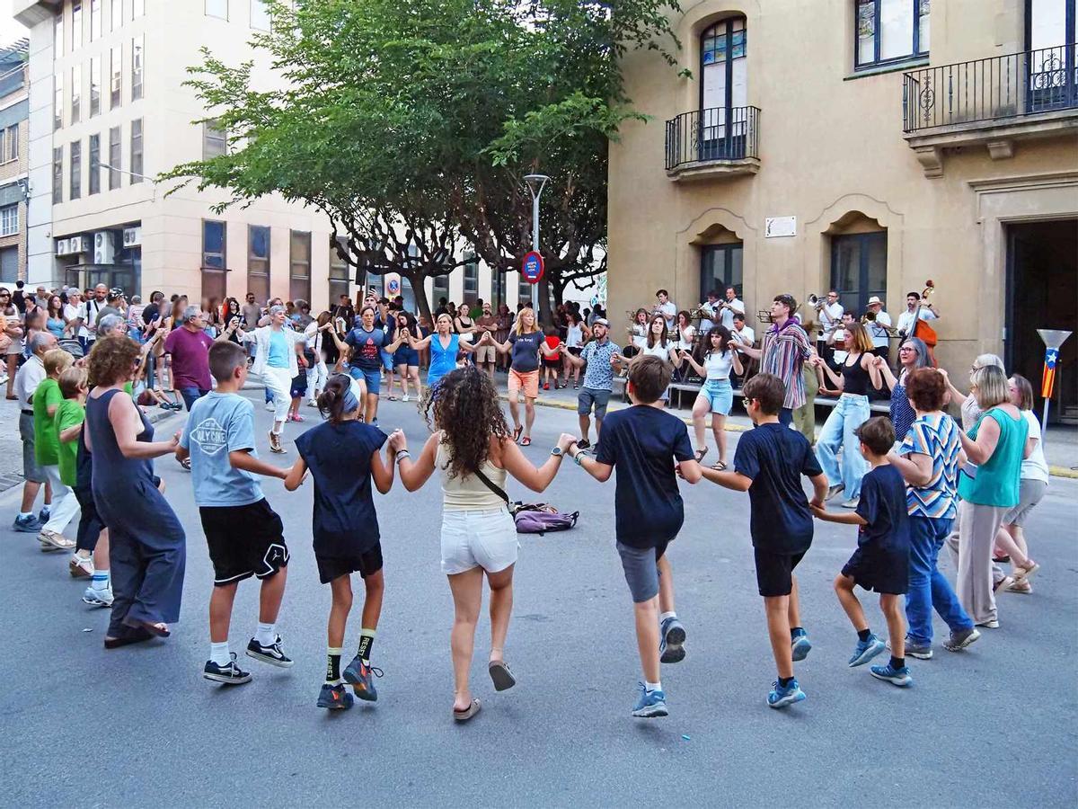 Rebuda de la flama del Canigó a Súria