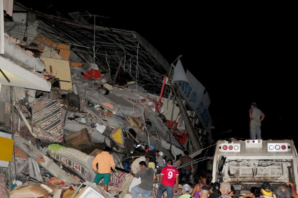 Un terremoto de 7,8 grados ha causado decenas de muertos en Ecuador.