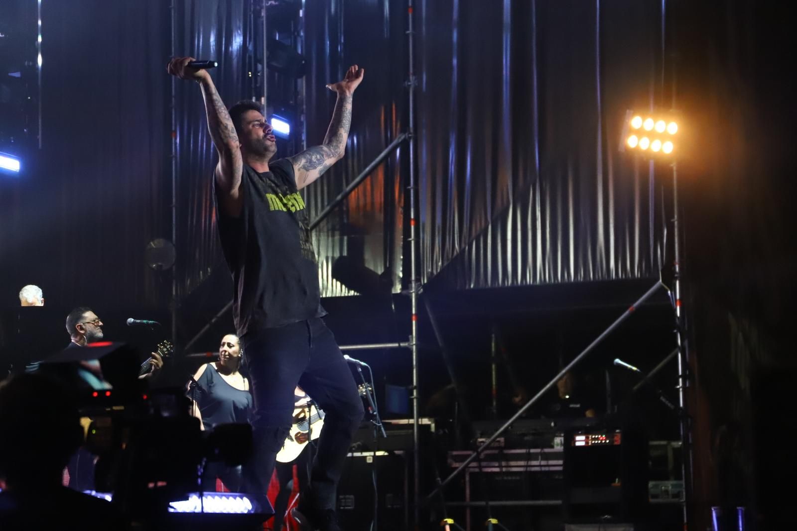 Los Califas, a rebosar con la música de Melendi