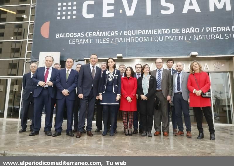 Visita de la ministra de Industria a Cevisama 2020