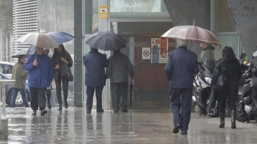 Jornada de lluvia, hoy en Vigo. // A. Villar