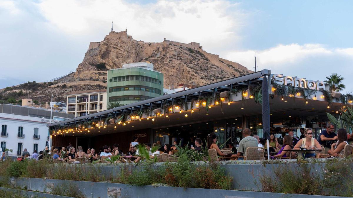 El Puerto de Alicante descarta compensar al Grupo Forty con la ampliación de la terraza del Samoa