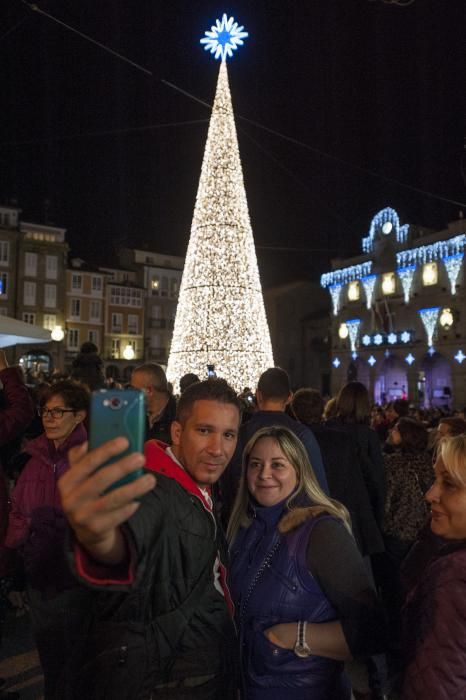 Navidad 2018 en Ourense | Así fue el encendido de