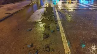 Ronda policial: caída de la carga de un camión, atropello en Constitución, incendio en Rey Silo y rotura de tubería en Los Telares