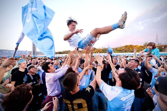 El Ciudad de Lucena celebra su ascenso a Segunda RFEF