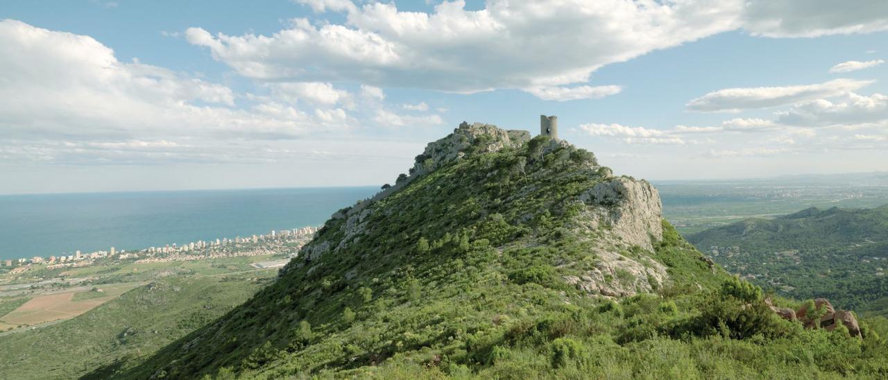 El castell de Montornés, molt pròxim al Monestir del Desert de les Palmes, un paratge únic que inspira el cicle de música sacra ‘La soledad sonora’.