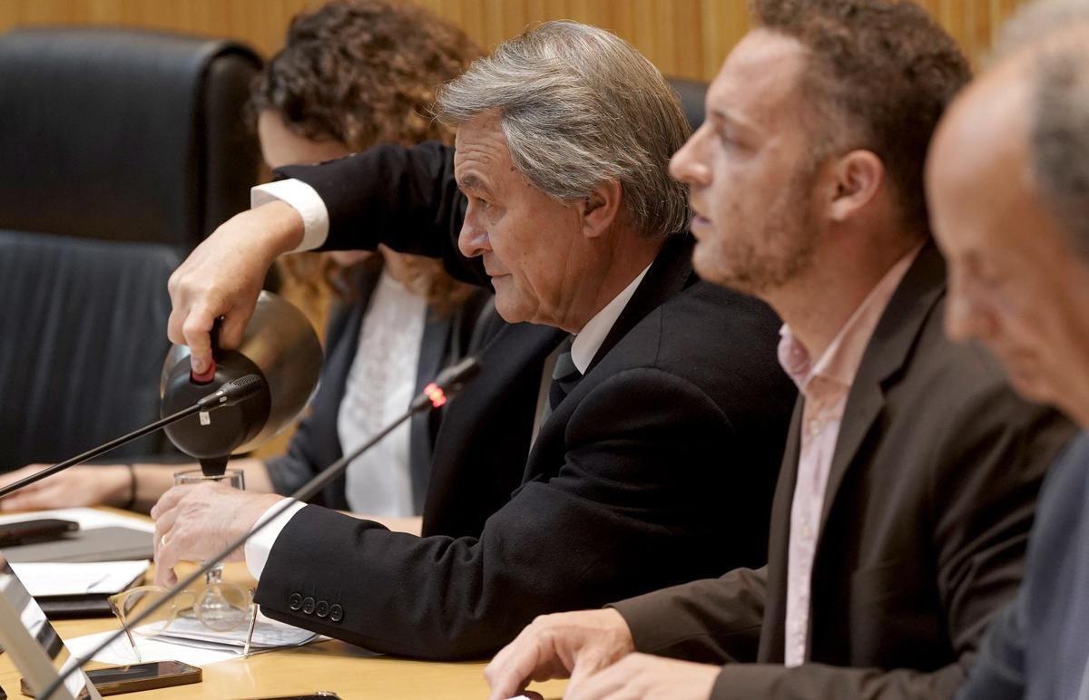 Artur Mas es querellarà contra els qui "van maquinar" l'Operació Catalunya', que titlla d'"il·legal, il·legítima i immoral" Artur Mas es querellarà contra els qui "van maquinar" l'Operació Catalunya', que titlla d'"il·legal, il·legítima i immoral"