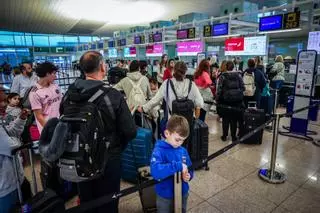 Guía para la huelga en Iberia: ¿Debe indemnizarte la aerolínea aunque te ponga en otro vuelo?