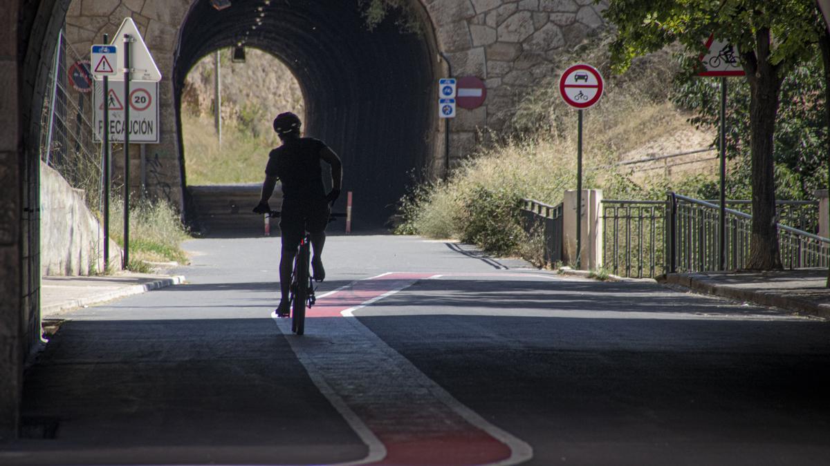 La Vía Verde de Alcoy es una ruta ideal para hacer en bicicleta