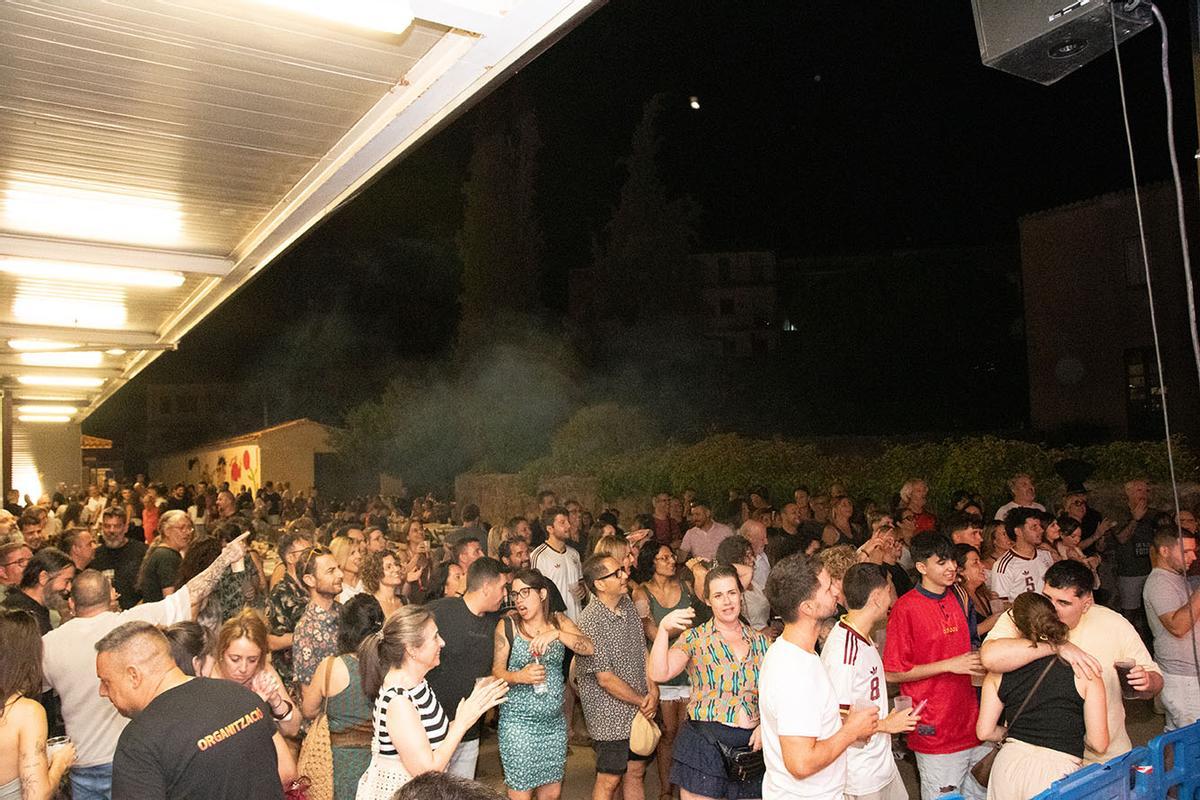 Els Vespres a l’Era de Sant Joan de Vilatorrada tornen aquest divendres amb un doble concert Els Vespres a l’Era de Sant Joan de Vilatorrada tornen aquest divendres amb un doble concert