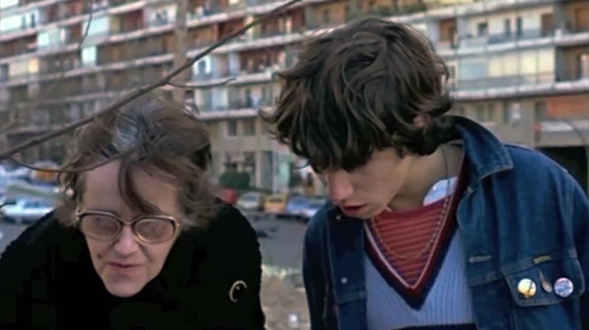 Seqüència protagonitzada per Chus Lampreave a ’¿Qué he hecho yo para merecer esto?’, de Pedro Almodóvar, estrenada el 1984.