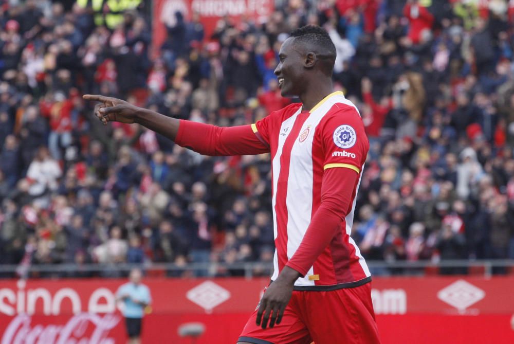 Olunga va ser l''estrella del partit gràcies al seu hat-trick