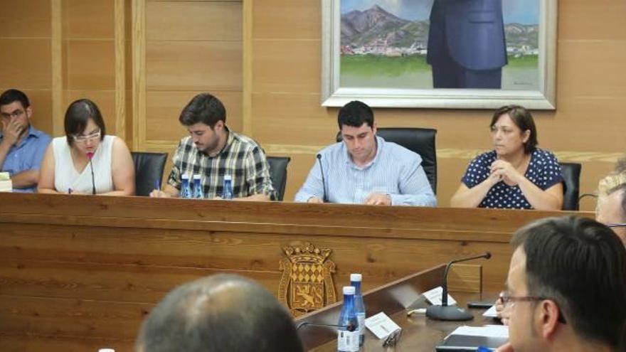 Nules propone que un solo concejal electo pueda constituirse en grupo municipal