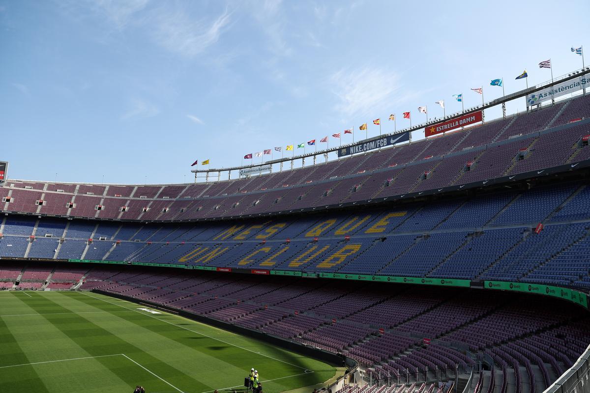 Colocación de la primera piedra del futuro Camp Nou