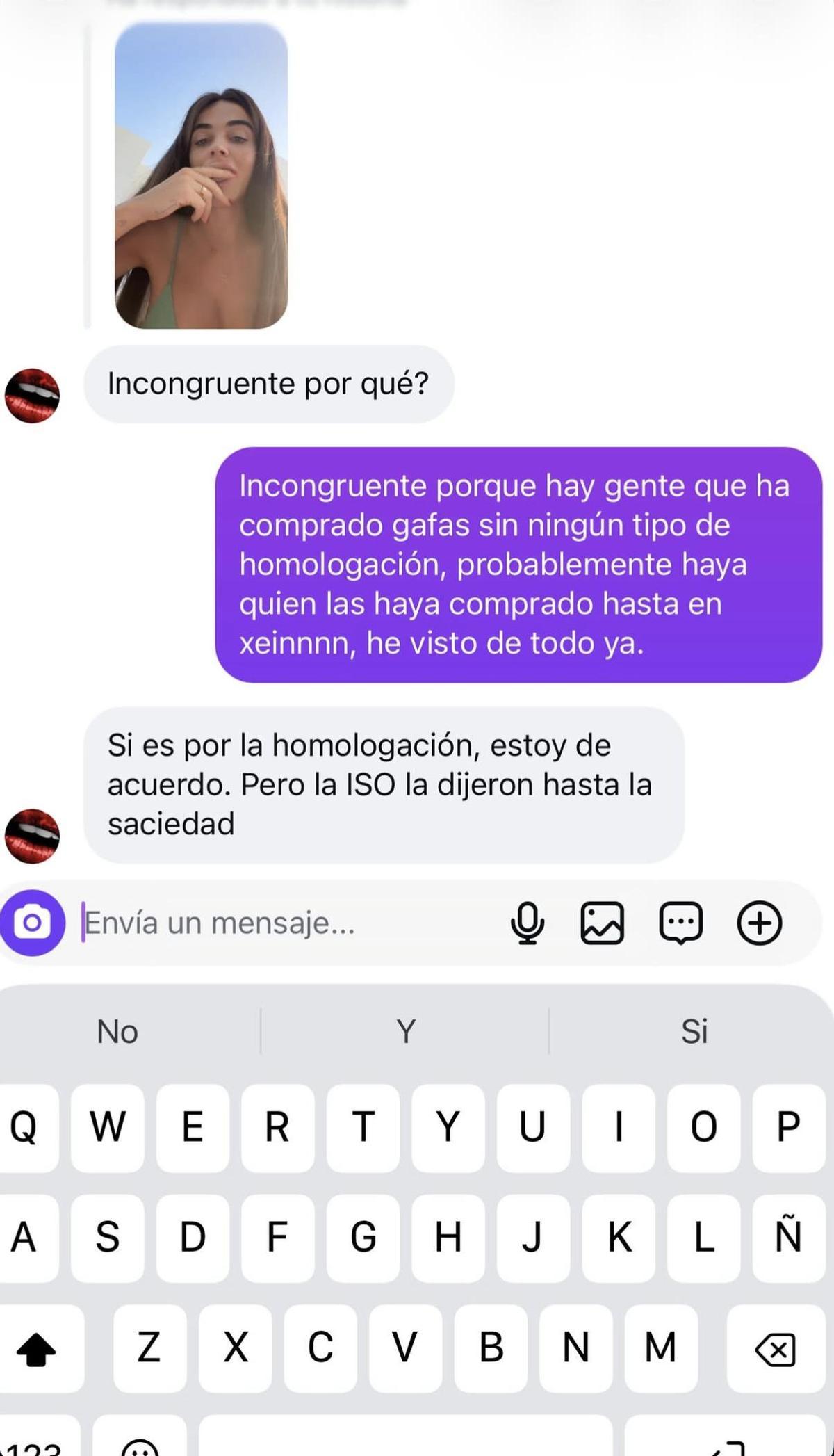 Violeta no entiende la incongruencia de de la gente con las gafas del eclipse