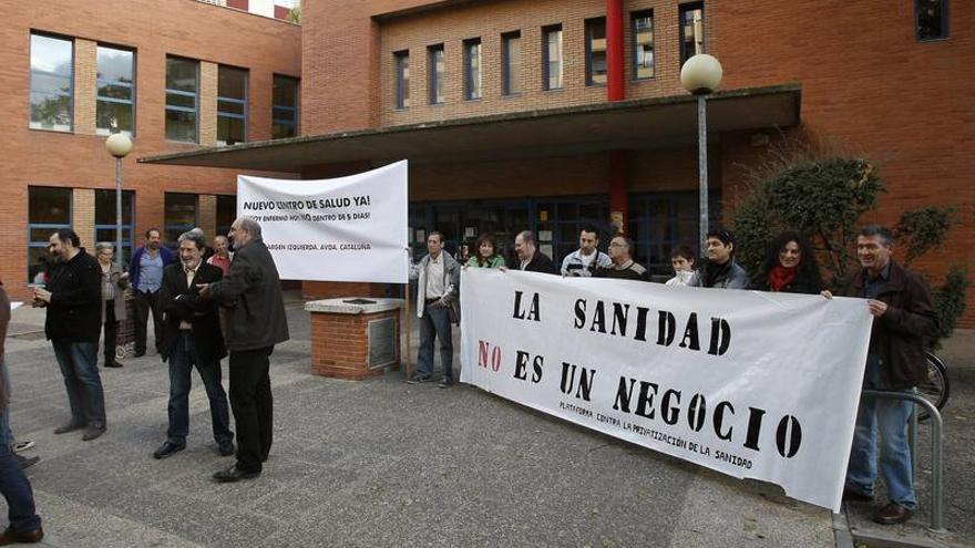 Los vecinos urgen un nuevo ambulatorio ante la saturación