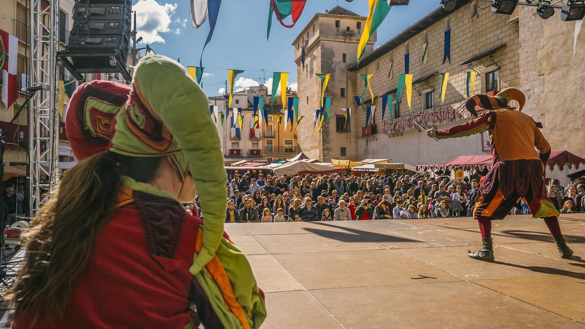 El público podrá pasear de nuevo por el mercado medieval, el zoco árabe, la judería y el tradicional porrat valenciano.