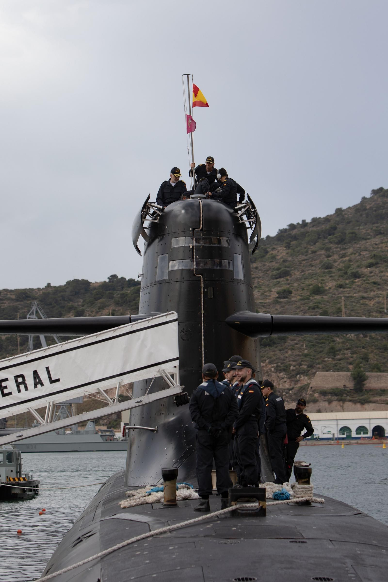 Así ha sido la visita del Rey Felipe VI en Cartagena para conocer el sumbarino S-81