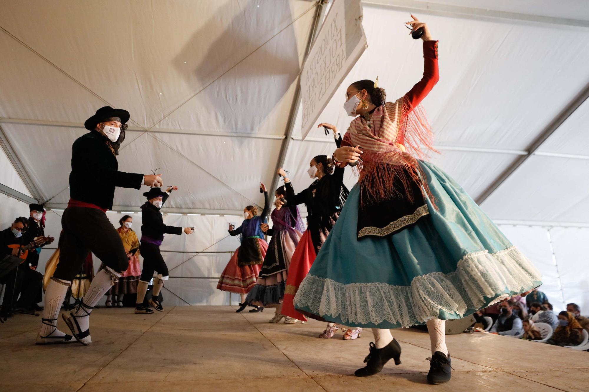 Festival y fiesta para los mayores en Forada