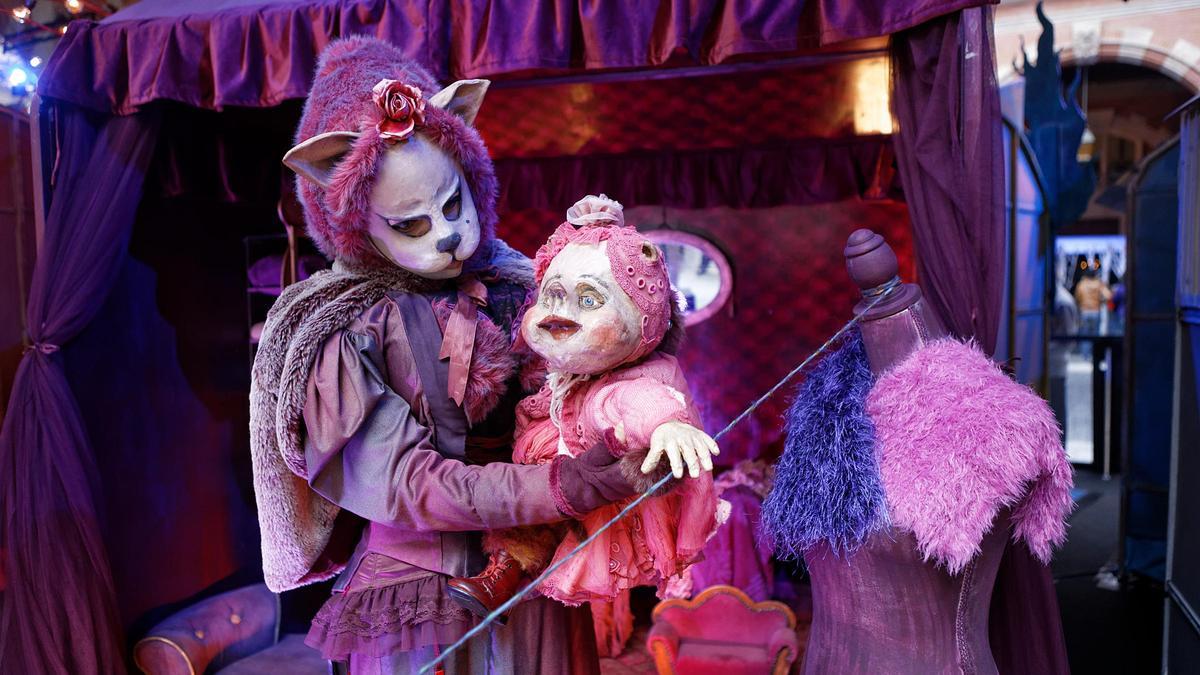 Vídeo | La Rinconada se llena de magia con 'Les Irréels', una experiencia escénica única