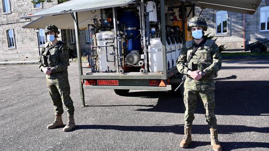 La potabilizadora de la Brilat puede tratar 500 litros en una hora de agua para garantizar sus condiciones de consumo.