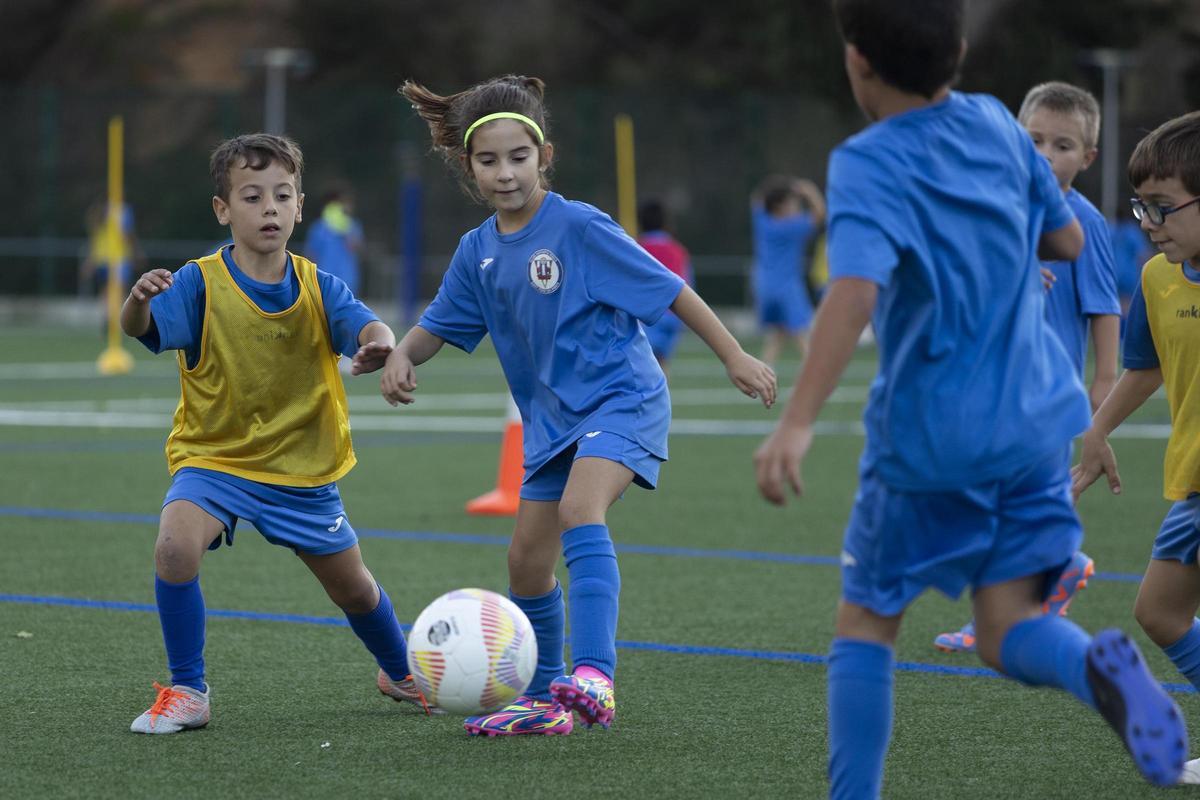 Jade, jugadora del prebenjamín del CD Rbes