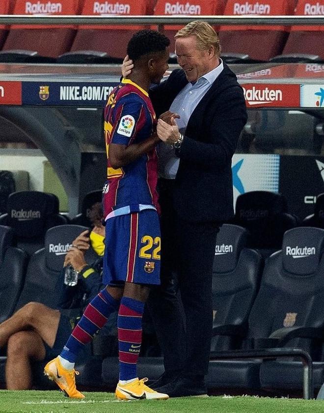 La mejores imágenes del partido entre el FC Barcelona y el Villarreal  LaLiga Santander disputado en el Camp Nou, en Barcelona.