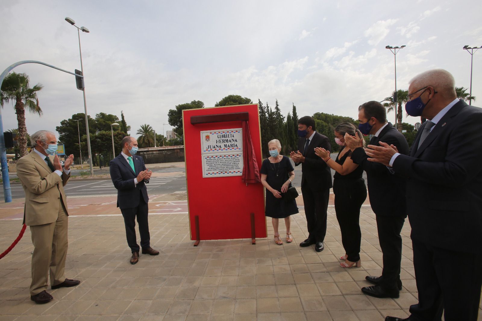 Inauguración de la rotonda Sor Juana María en Alicante