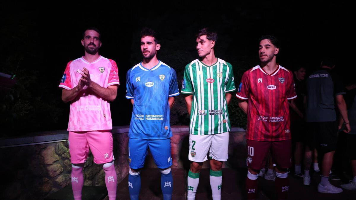 La presentación de las nuevas equipaciones del Córdoba Patrimonio Futsal, en imágenes