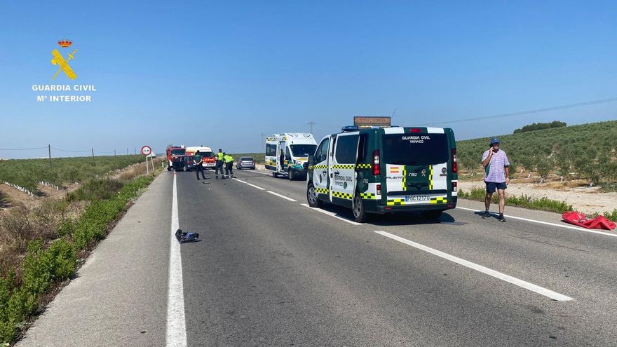 Un alumno de la Guardia Civil en prácticas salva la vida a una mujer en un accidente en Lebrija