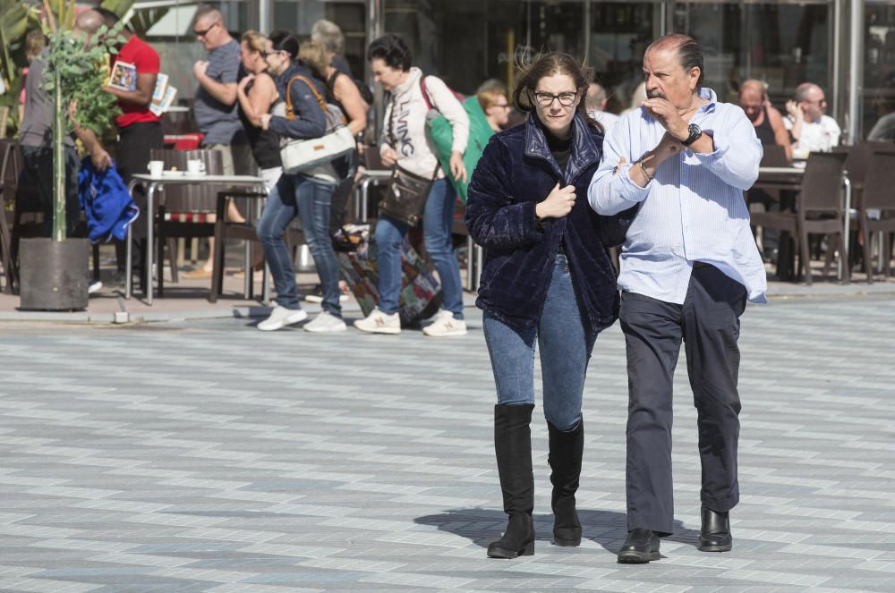 Fuertes rachas de viento en la ciudad de Alicante