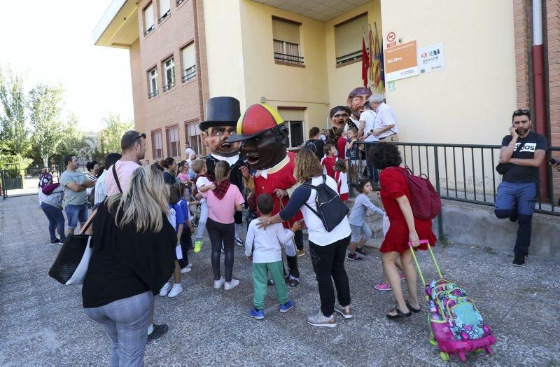 Comparsa de Gigantes y Cabezudos