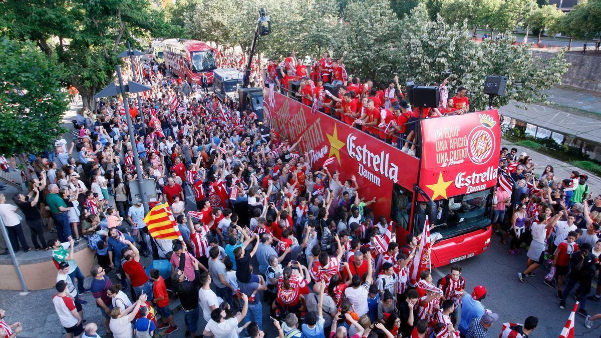 La rua que va celebrar l&#039;ascens del Girona l&#039;any 2017