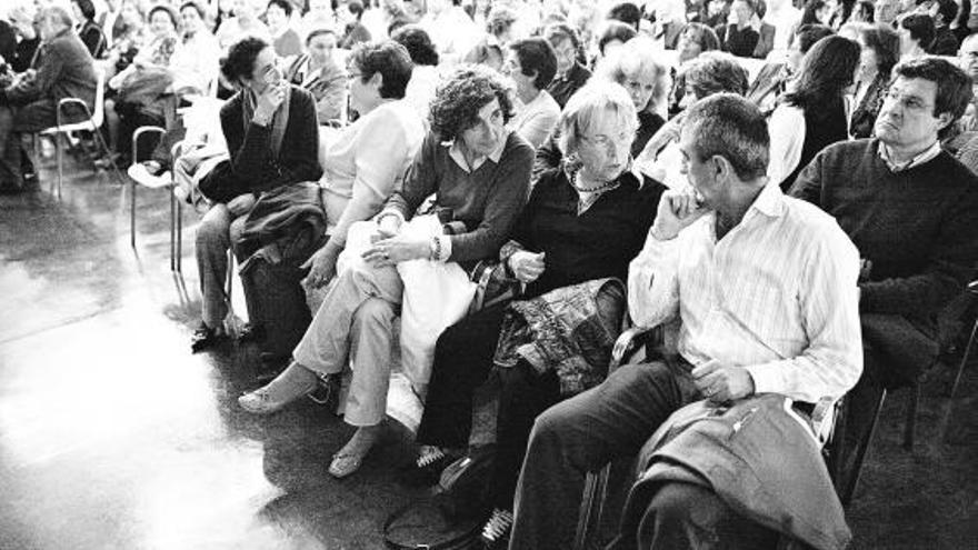 Asistentes a la presentación del libro sobre los colegios de la Gesta.