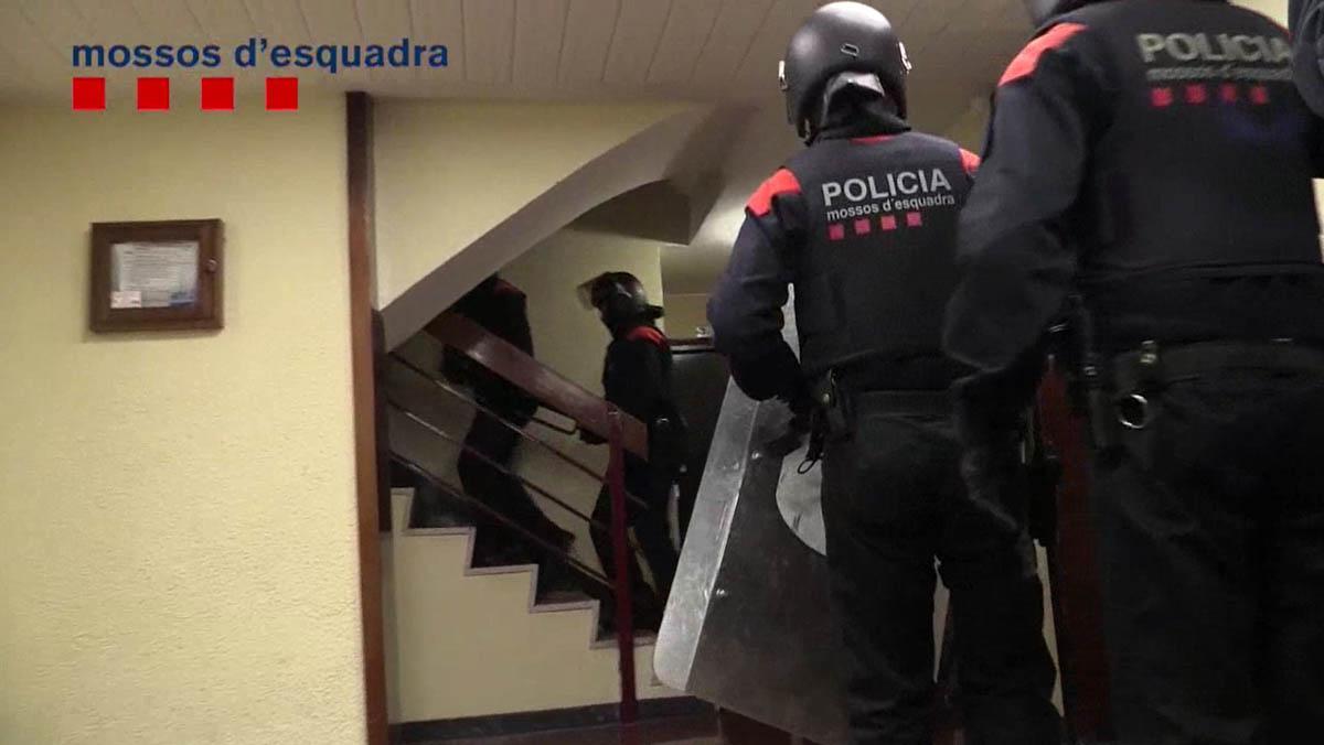 Cuatro detenidos por hacerse pasar por operarios del gas para estafar.