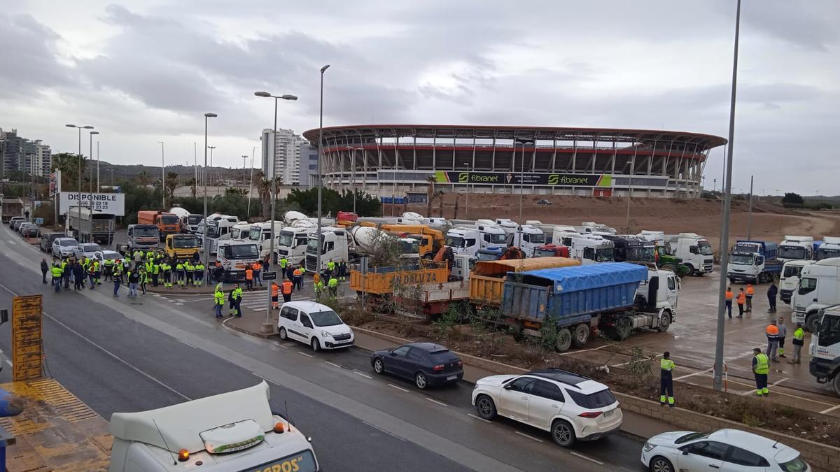 Transportistas en Nueva Condomina