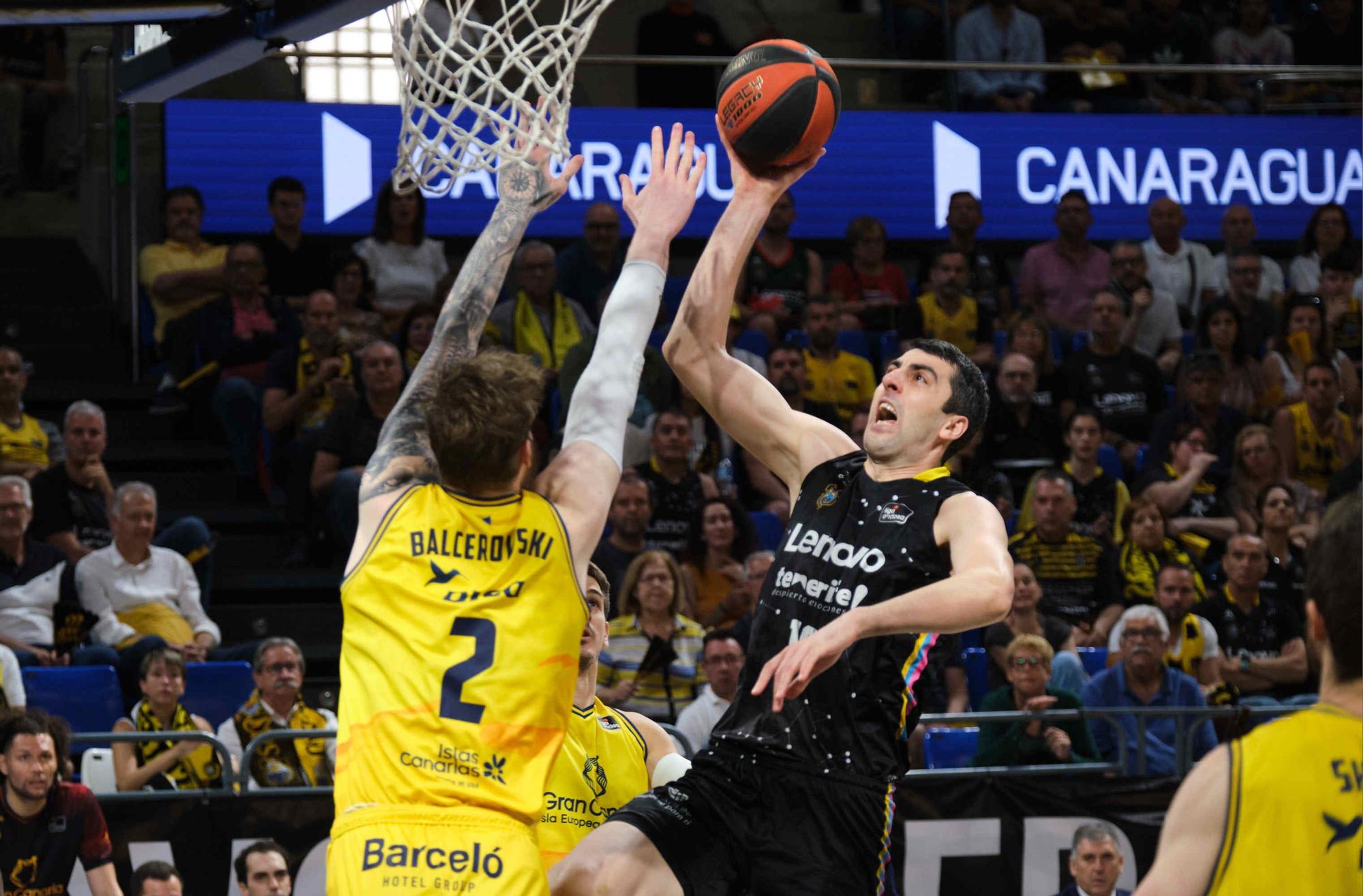 Derbi canario de baloncesto entre el Lenovo Tenerife y el Gran Canaria