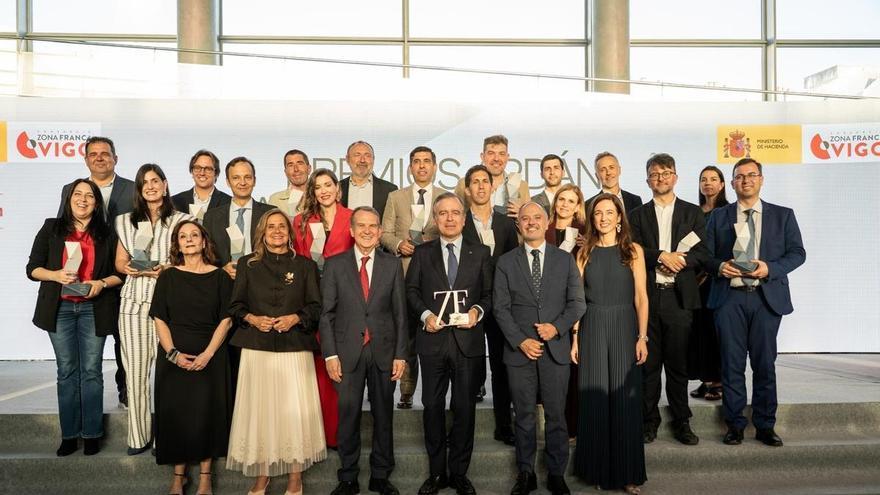 Abanca y 14 compañías que «revolucionan el mundo para mejor» reciben los galones de Ardán
