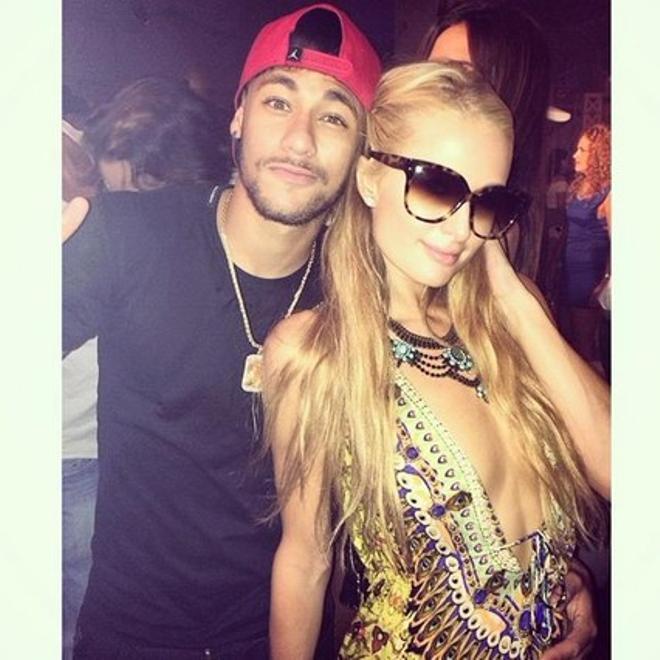 Neymar coincidió en Ibiza con Paris Hilton