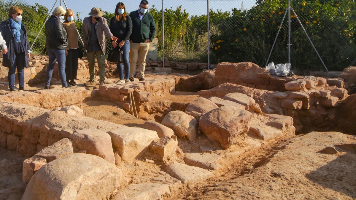 Hallan una moneda de Julio César en la Villa Romana de Bétera (Valencia)