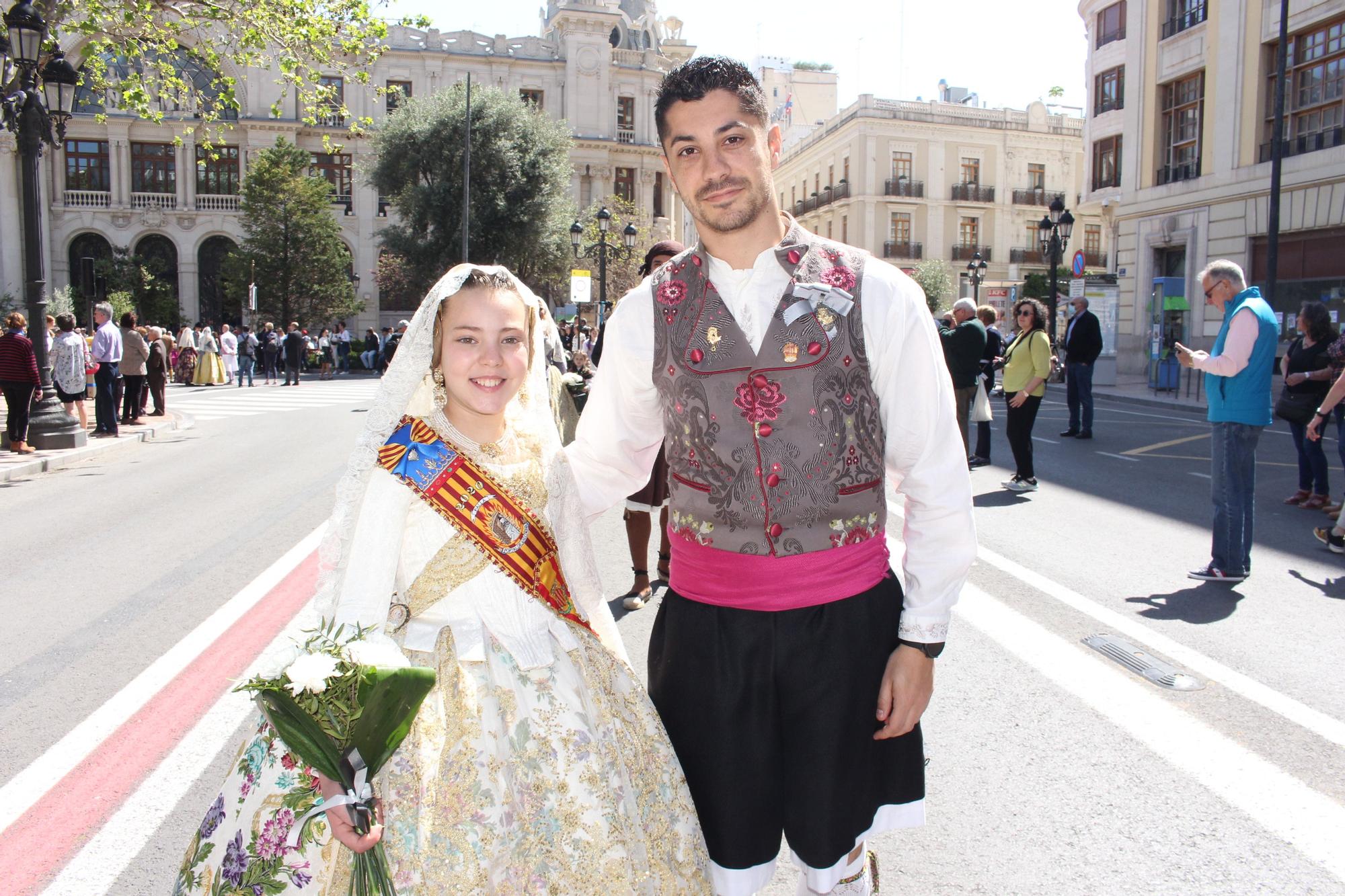 El desfile de falleras mayores en la Ofrenda a San Vicente Ferrer