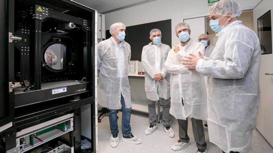 Desde el fondo, Fernando Clavijo, Juan José Martínez, Francisco García y Juan Manuel Rodríguez.