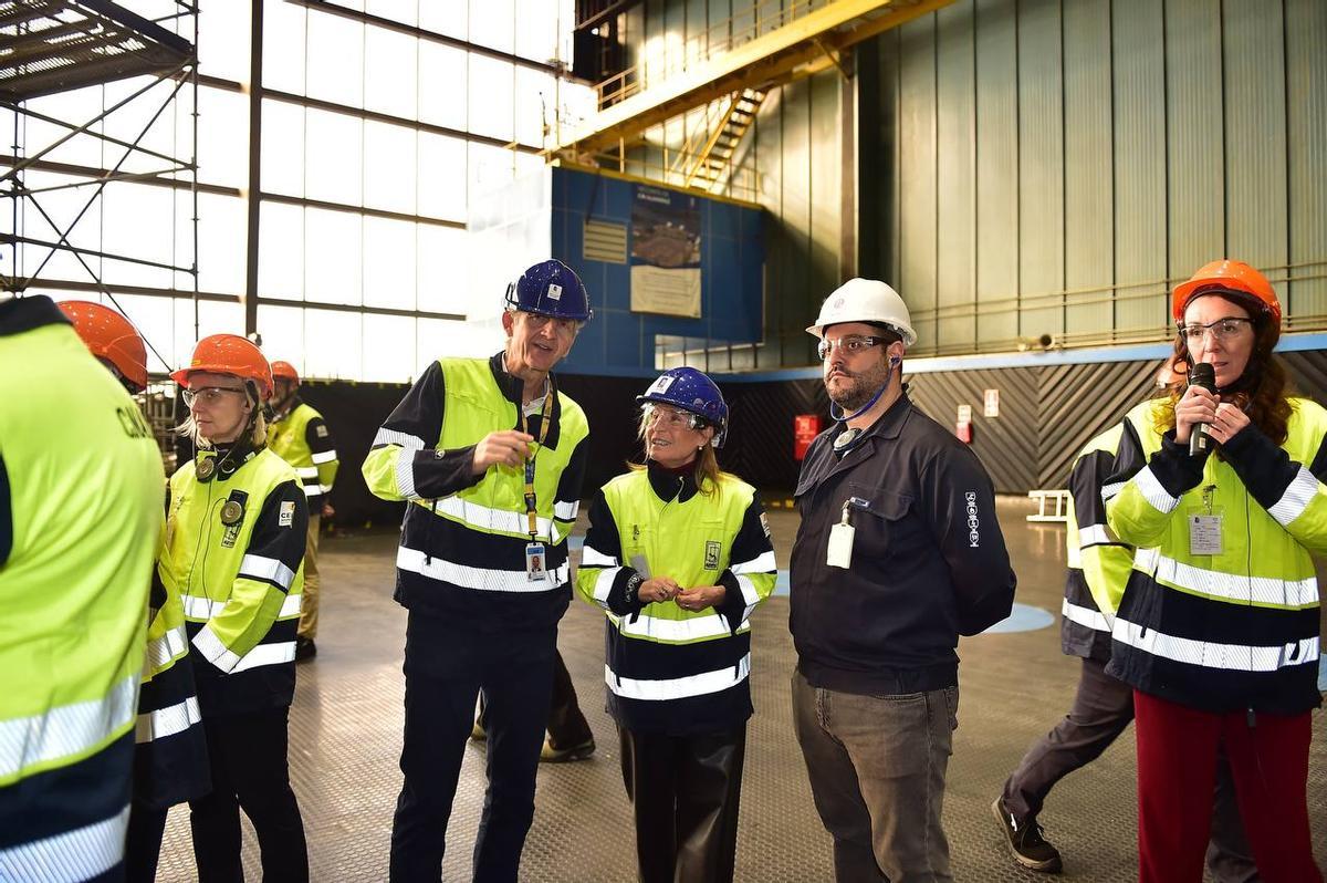 Fotogalería | La delegación de eurodiputados visita Almaraz y conoce de primera mano el funcionamiento de la central nuclear