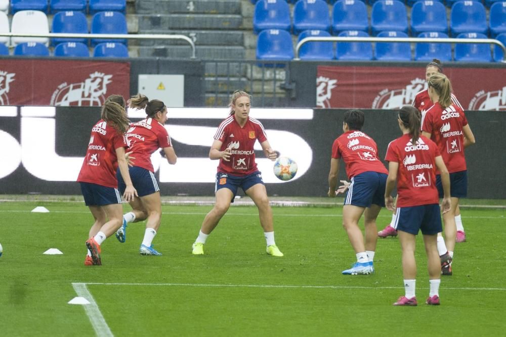 La selección femenina, lista para jugar en Riazor