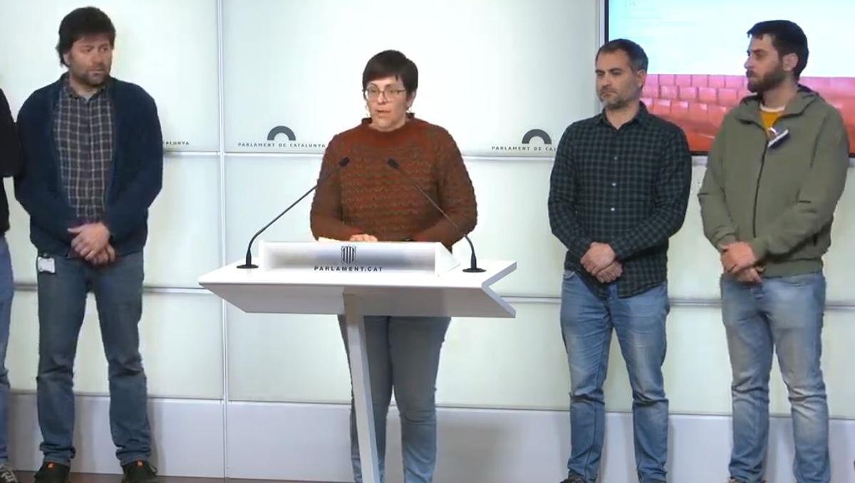 La regidora de Fem Manresa Roser Alegre, al faristol del Parlament