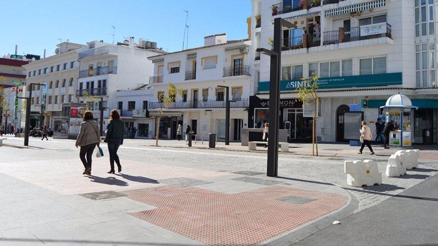 Imagen de la avenida Marqués del Duero, cerrada al tráfico.