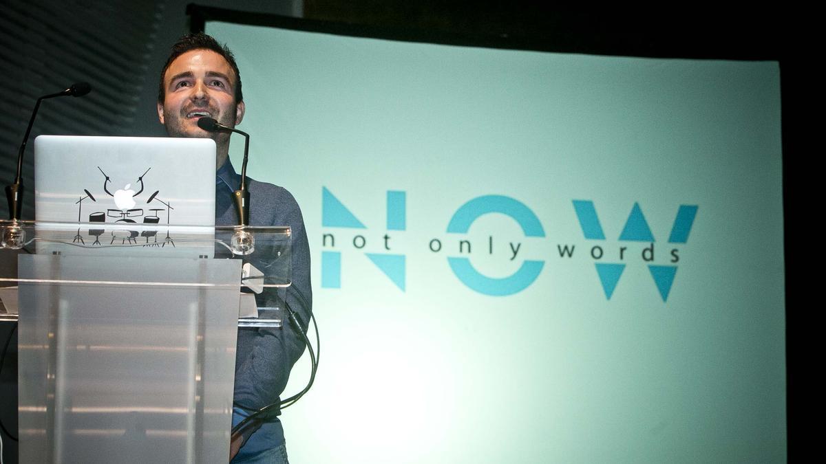 El nombre de los Encuentros NOW viene de la abreviatura de &quot;Not Only Words&quot;.