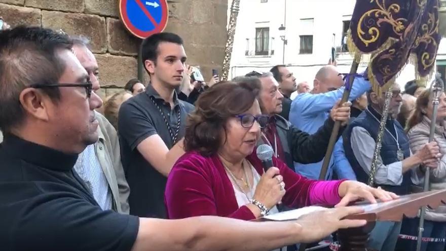 Video | Begoña Acero, vicemayordoma del Nazareno, pronuncia la oración en la sede canónica de la cofradía